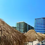 Aquanova By White Titanic شقة