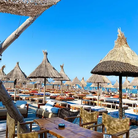 Aquanova By White Titanic アパート *