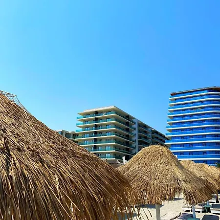 Aquanova By White Titanic Apartment
