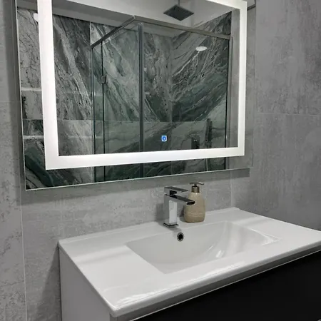 Apartment Aquanova By White Titanic Navodari