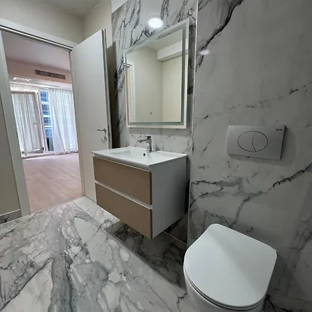 Aquanova By White Titanic Apartment Navodari
